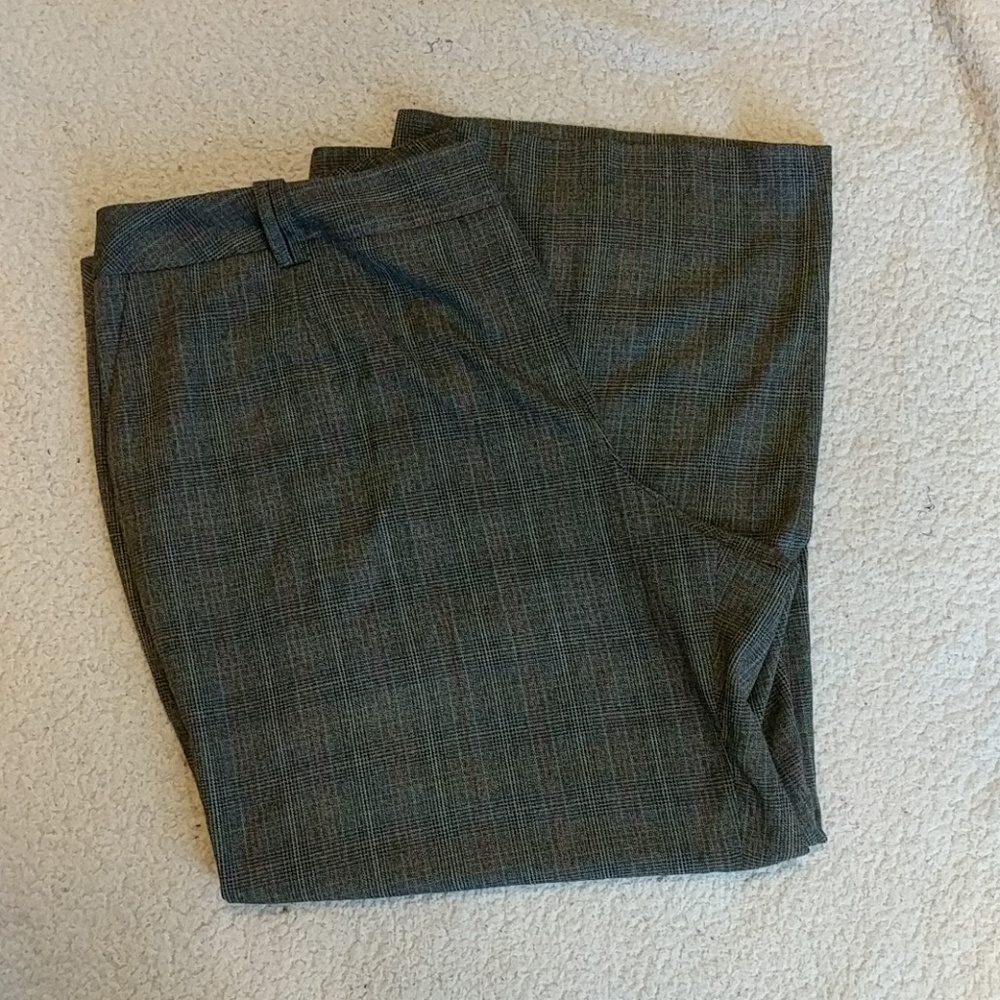 Wide leg trousers